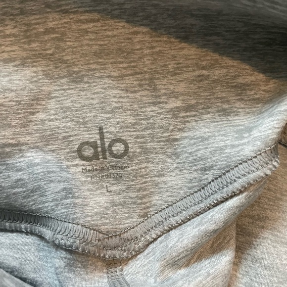 Alo scrunch leggings - Picture 2 of 2